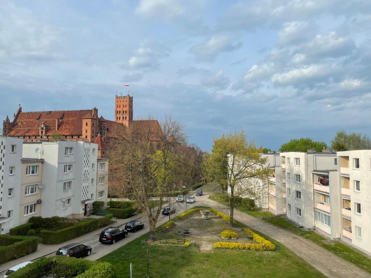 Apartament Z Widokiem Na Zamek Sm Lägenhet Malbork Exteriör bild